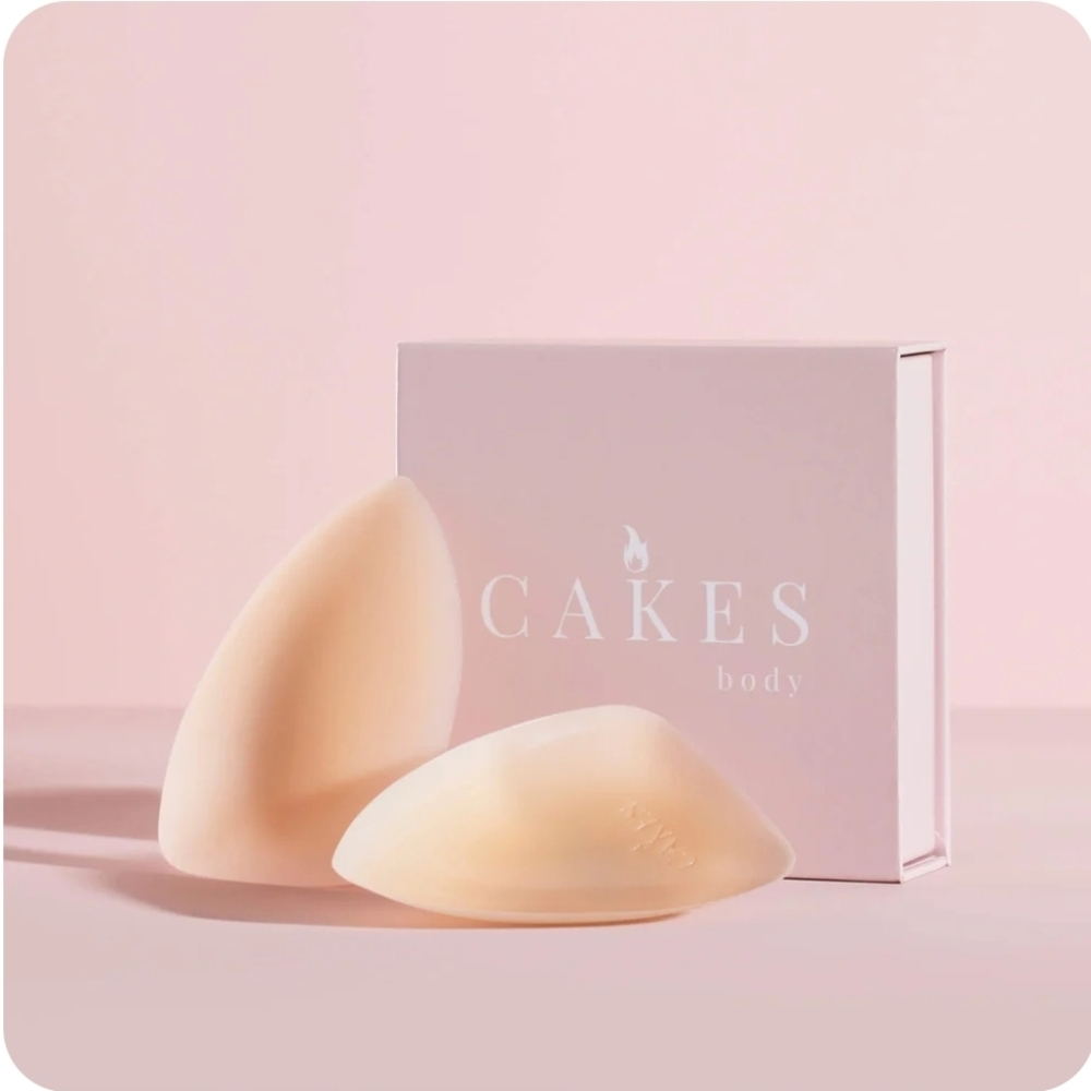 Cakes:  grippy CAKES triangles™, Size OG (B-DD), Honey Color